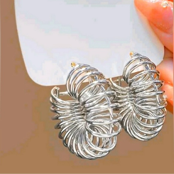 "Andi" Spring Hoop Silver Earrings - Picture 4 of 4